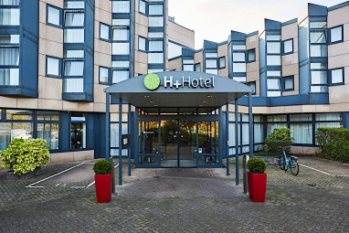H+ Hotel Köln Brühl: 外観