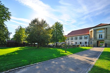Schlosshotel Monrepos: Vista esterna