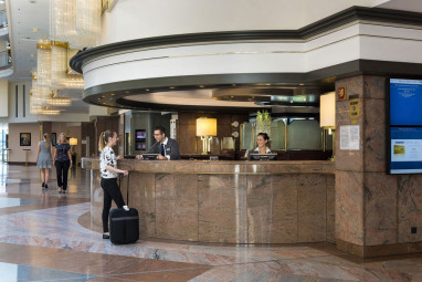 Maritim Airport Hotel Hannover: Hol recepcyjny
