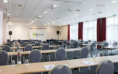 H+ Hotel Hannover: Sala de conferências