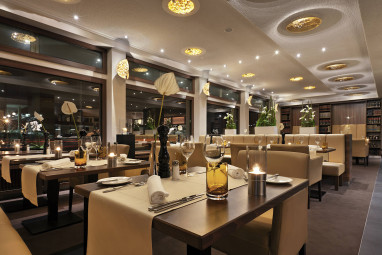 Flemings Hotel Frankfurt Main-Riverside: Ресторан