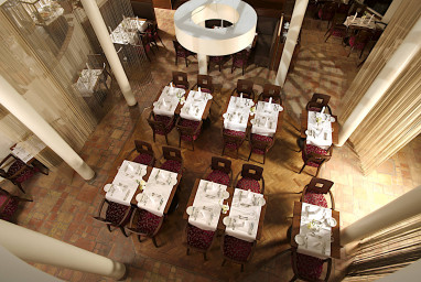 BEST WESTERN PREMIER Hotel Villa Stokkum: Ресторан