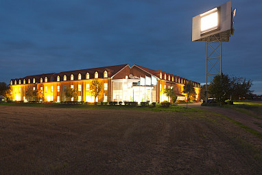 Hotel Magdeburg Ebendorf: Vista exterior