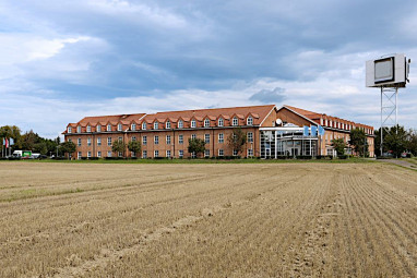 Hotel Magdeburg Ebendorf: Вид снаружи