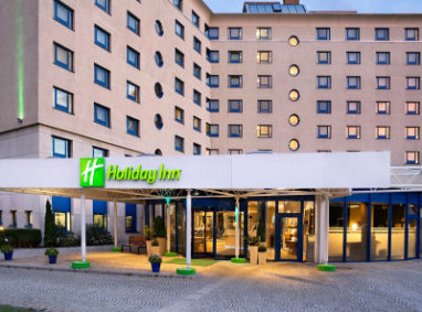 Holiday Inn Stuttgart: Vista externa