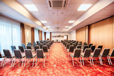 Hotel Sachsen-Anhalt: конференц-зал