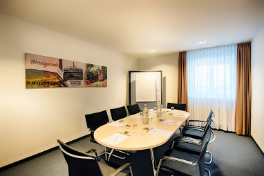 Hotel Sachsen-Anhalt: Sala de reuniões
