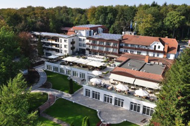 Hotel Weissenburg: 外景视图