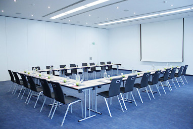 IntercityHotel Frankfurt Airport: Sala de reuniões