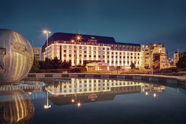 Crowne Plaza Hotel Bratislava: Widok z zewnątrz
