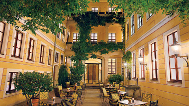 Bilderberg Bellevue Hotel Dresden: Бар/пространство для отдыха