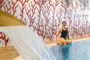Mövenpick Hotel Izmir: 泳池