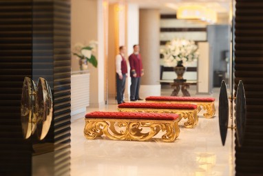 Mövenpick Hotel Izmir: Lobby