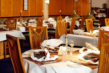 Best Western Plus Kurhotel an der Obermaintherme: 레스토랑
