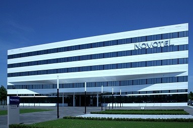Novotel München Airport: Vista exterior