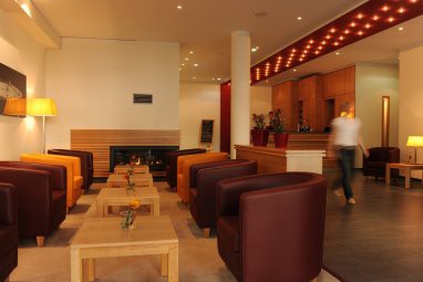 Park-Hotel Huebner: Lobby