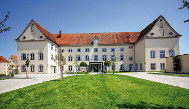 Kloster Holzen Hotel: Widok z zewnątrz