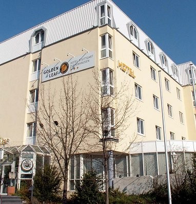 Hotel Mercure Stuttgart Zuffenhausen: Buitenaanzicht
