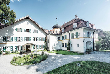 Bio-Hotel Schlossgut Oberambach: 外観