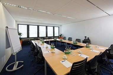 Sirius Konferenzzentrum Offenbach: конференц-зал