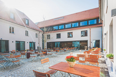 Business Hotel Posthalterei Zusmarshausen: レストラン