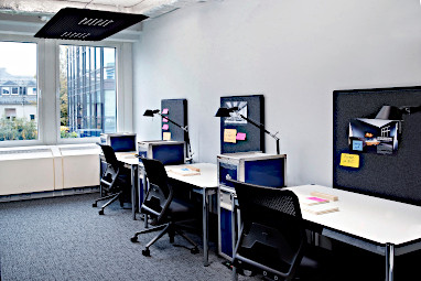 Design Offices Frankfurt Westendcarree: Sala de conferências