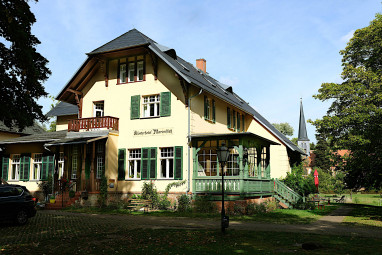 Klostergartenhotel Marienfließ: Vista externa