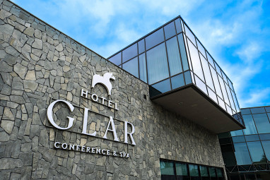 Hotel GLAR Conference & SPA: Вид снаружи