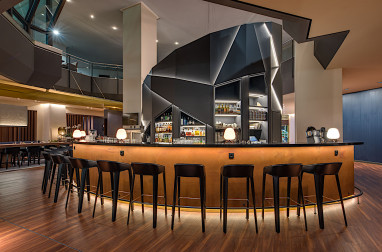 Clayton Hotel Düsseldorf: Bar/Lounge