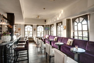 Hotel Moers van der Valk: Bar/salotto