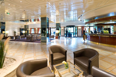 Maritim Hotel Königswinter: Lobby