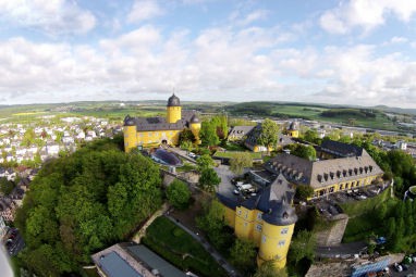 Hotel Schloss Montabaur: Вид снаружи