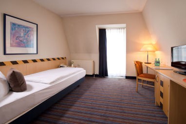 ACHAT Hotel Dresden Elbufer: Room