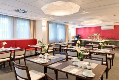 ACHAT Hotel Dresden Elbufer: Ресторан