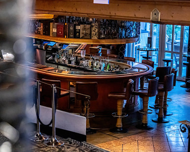 Hotel Maximilian: Bar/Salón