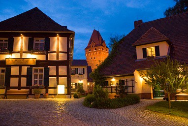 Ringhotel Schloss Tangermünde: Buitenaanzicht