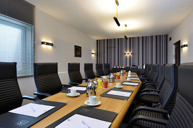Best Western Premier Parkhotel Kronsberg: Sala de reuniões