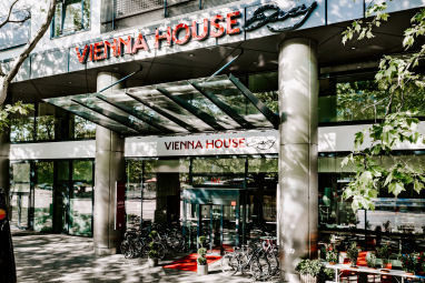 Vienna House Easy by Wyndham Berlin Prenzlauer Berg: Вид снаружи