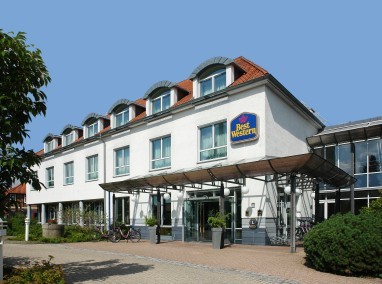 BEST WESTERN Hotel Heidehof Hermannsburg: 外景视图