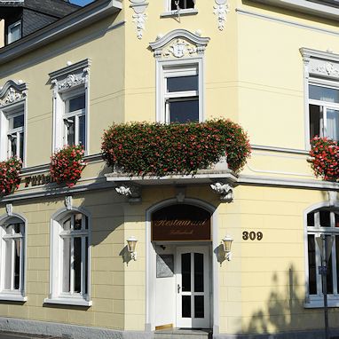 Hotel-Restaurant Zur Post Bonn: Außenansicht