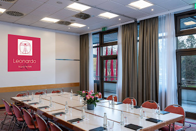 Leonardo Royal Frankfurt: Toplantı Odası