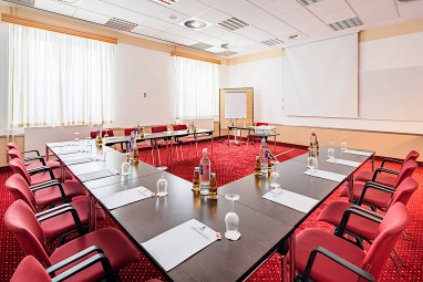 Amedia Hotel & Suites Frankfurt Airport: Sala de reuniões