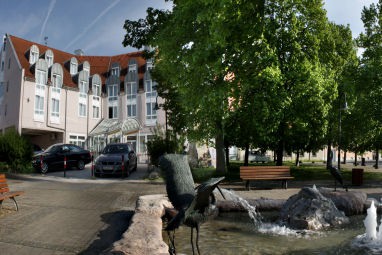 Tagungszentrum Gunzenhausen / Parkhotel Altmühltal: Buitenaanzicht