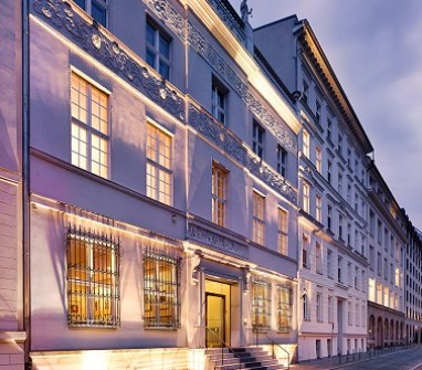 art´otel Berlin Mitte powered by Radisson Hotels: 外観