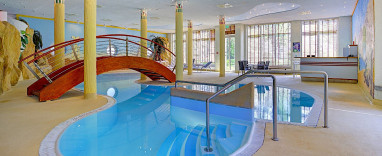 ACHAT Hotel Magdeburg: 泳池