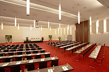 The Monarch Hotel & Convention Center: vergaderruimte