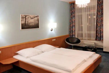 DORMERO City Hotel Bretten: Room