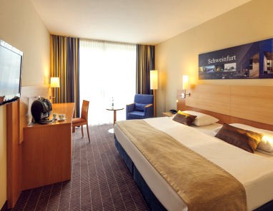Mercure Hotel Schweinfurt Maininsel: Room