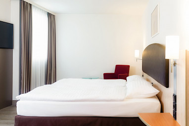 IntercityHotel Wien: Room