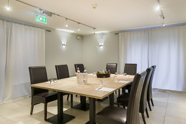 Select Hotel Oberhausen: Sala de reuniões